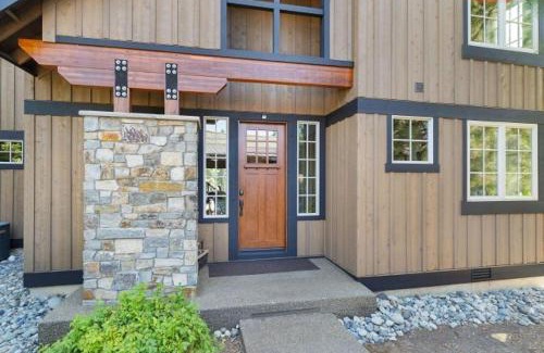 Cle Elum House | Suncadia 3 Bdrm Rustic Golf Water View Home
