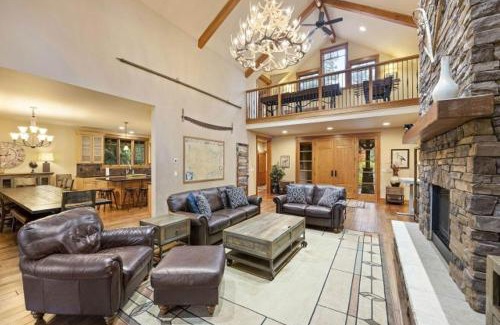 Cle Elum House | Suncadia 4 Bdrm Home with Private Hot Tub