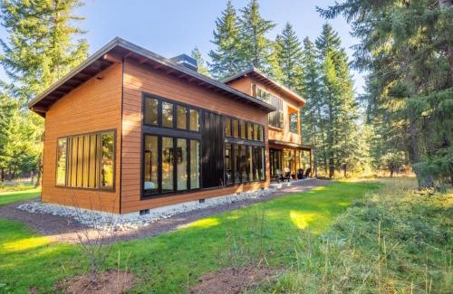 Cle Elum House | Suncadia 4 Bdrm Pet Friendly home with Hot tub and Game Room