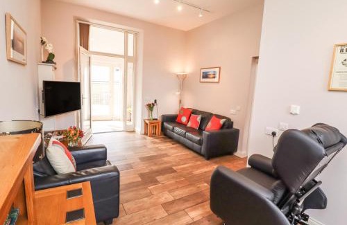 Grosmont House | Sunday Cottage
