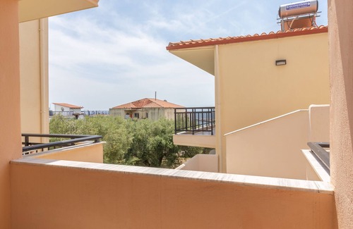 Nea Skioni Apartment | Sunday Mood Apartment with Sea View