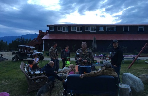 Lazy Mountain House | Sunderland Ranch Guest Barn - Your Rustic Ranch Getaway