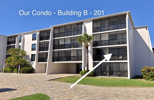 Sanibel Condo | Sundial B201 - Stunning Condo on Sanibel Beach - Steps to the Sand!