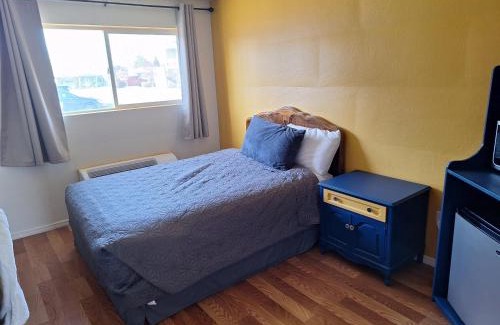 Quincy Hotel | Sundowner Motel