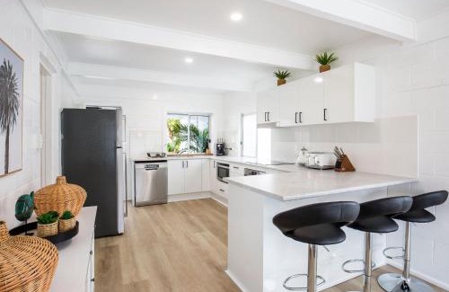 Culburra Beach House | Sunfish Pet Friendly 4 Mins Walk to Beach