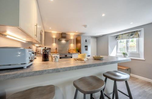 Bude House | Sunflower - Bude