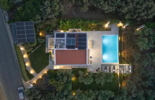 Halepa Villa | Sunlight Breeze Villa