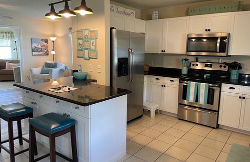 The Villages House | Sunlit retreat overlooking championship fairways—your Florida oasis awaits!