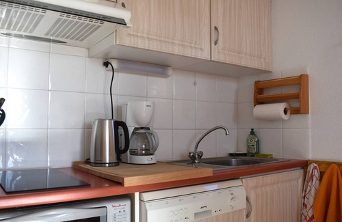 Font-Romeu-Odeillo-Via Apartment | Sunny 2-Room Cabin Apartment with Balcony, Near Font-Romeu Center
