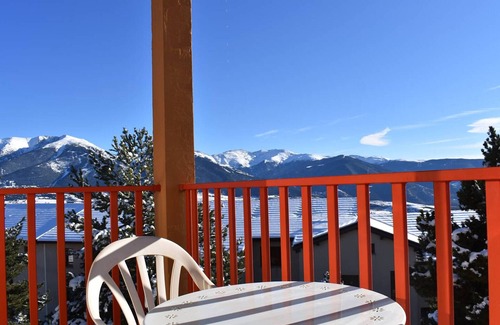 Font-Romeu-Odeillo-Via Apartment | Sunny 2-Room Cabin Apartment with Balcony, Near Font-Romeu Center