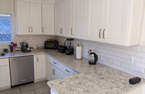 Corte Madera House | Sunny 4-Bdrm home in Corte Madera