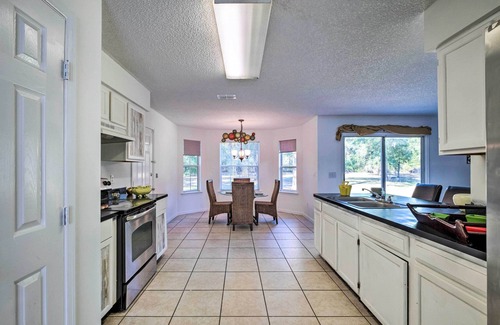 Gainesville House | Sunny Abode, 10 Mi to University of Florida!