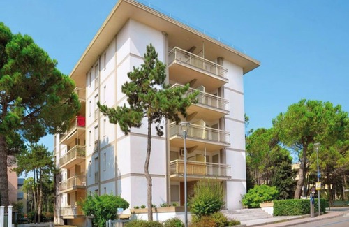 Bibione Lido del Sole Apartment | Sunny and modern apartment for 6 people by Beahost Rentals