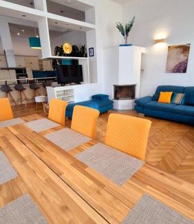 Favoriten Apartment | Sunny and spacious apartment near city centre