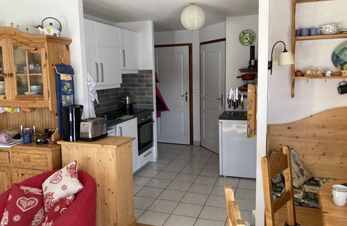 Chatel Apartment | Sunny Apartment For 5 in Petit Chatel with summer Multipass