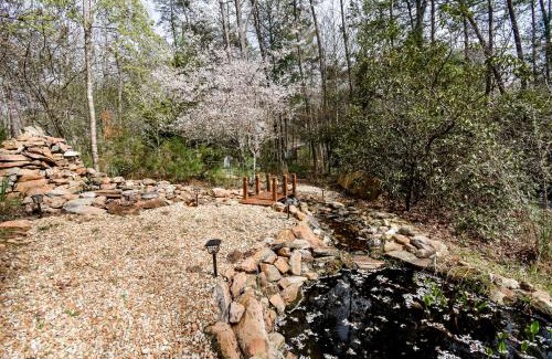 Blue Ridge House | Sunny Bear Escape