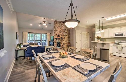 Clayton Apartment | Sunny Clayton Condo on Kingwood Golf Course!