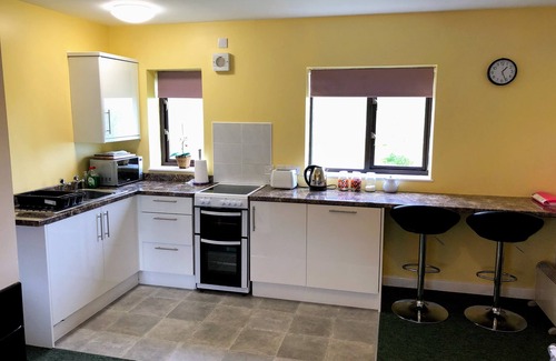St. Keverne Cottage | Sunny Corner Self Catering Holiday Cottage on the Lizard in Cornwall.
