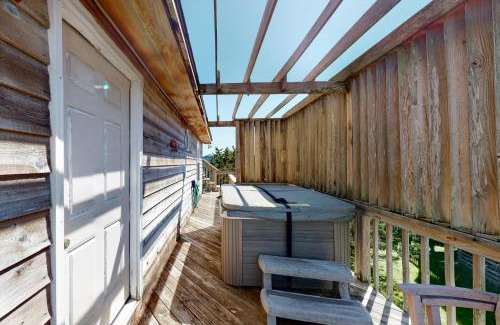 Salvo House | Sunny Daze SO08