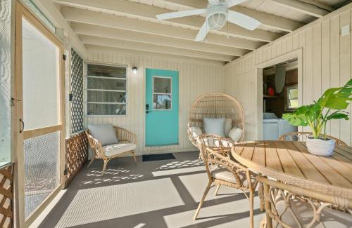 Holmes Beach House | Sunny Daze