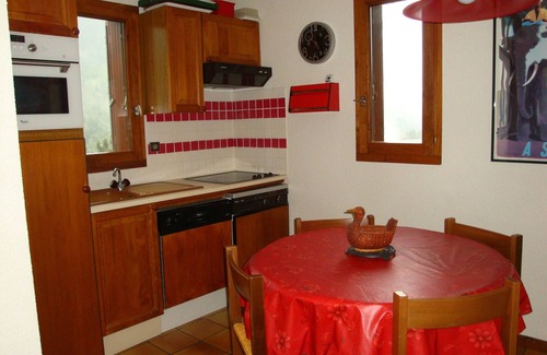 Pralognan-la-Vanoise Apartment | Sunny duplex with heated pool, near center and slopes