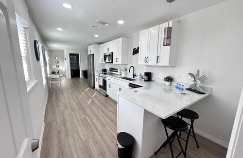 Childs Park House | Sunny Escape: St Pete beach 4bd/2bath
