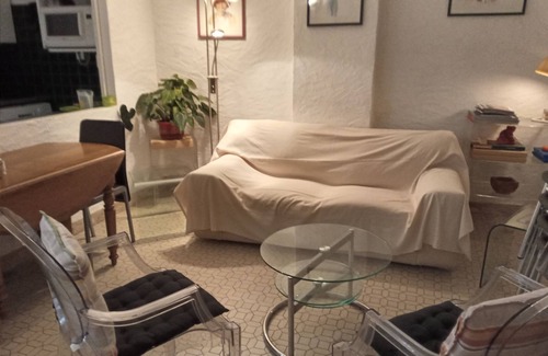 Collioure Apartment | Sunny first line apartment on the beach 3 *, wifi, air conditioning