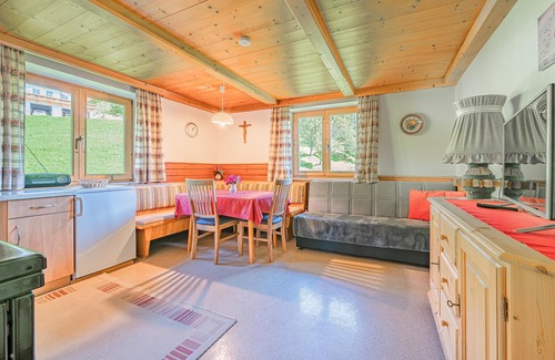 Windau Apartment | Sunny holiday home with open views