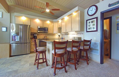 Port Angeles House | Sunny Lake Sutherland Gateway to Olympic National Park