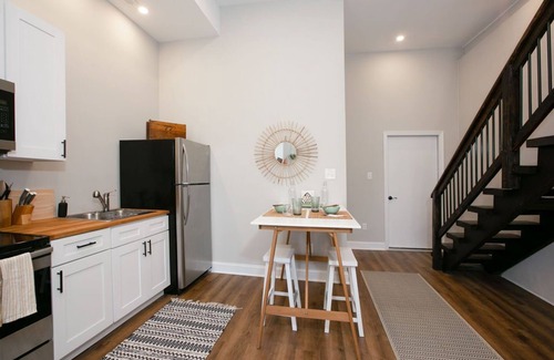Roxborough-Manayunk Apartment | Sunny & Lofty in Manayunk w/ Private Outdoor Space