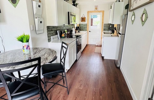 United Central House | Sunny Oasis in St Pete
