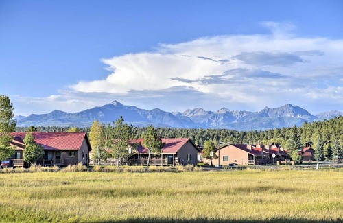 Pagosa Springs Apartment | Sunny Pagosa Springs Escape with Deck and Views!