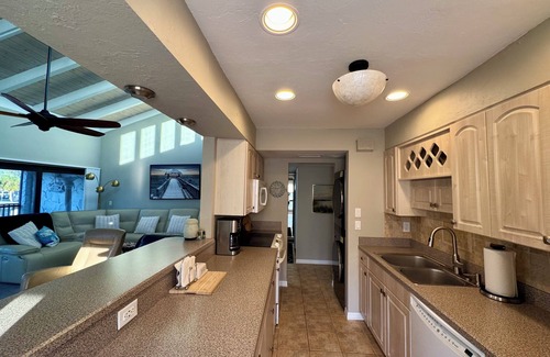 Golden Beach Condo | Sunny Paradise! 2 Bed/2 bath condo on a private beach on Florida’s gulf coast.