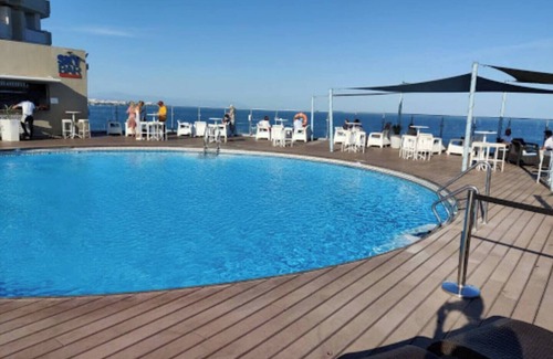 Costa del Sol Apartment | Sunny retreat, mountain sea views