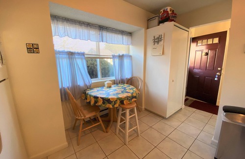 Brewster Condo | Sunny, single level Susanna Village patio home with golf course views and pool access.