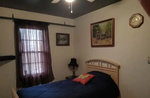 St. James House | Sunny Stay