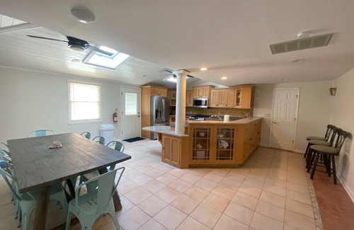 South Seaside Park House | Sunny Surfside Oasis