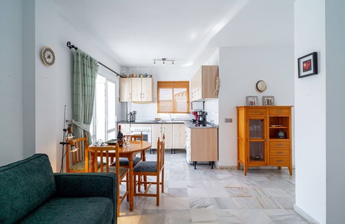 Oasis del Capistrano Apartment | Sunny Terrace Chimenea by Casasol