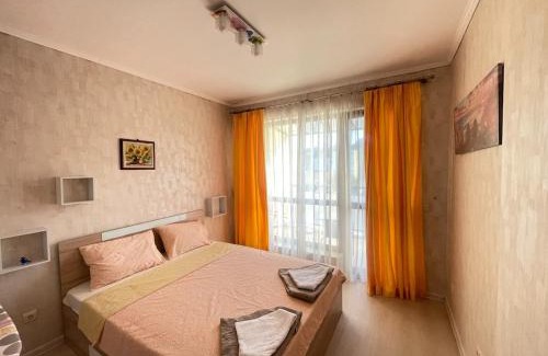 Primorski Apartment | Sunny Varvara Apartment