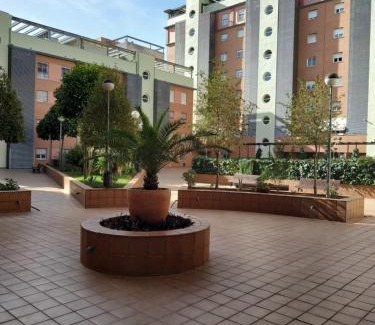 Sevilla Este Apartment | Sunny view Apartment with Five Beds check out 2 pm