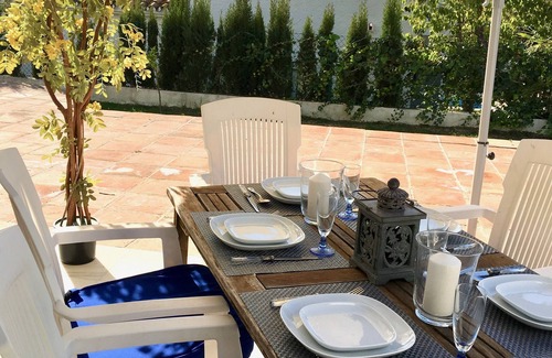 Urbanizacion Hacienda las Chapas House | Sunny villa with pool, 3 bed 3 bath, sea views