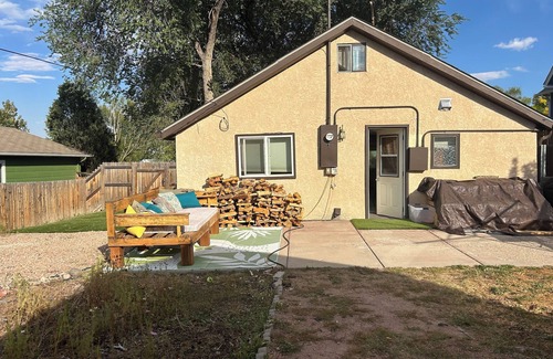 Colorado Springs House | Sunny Westside home near trails