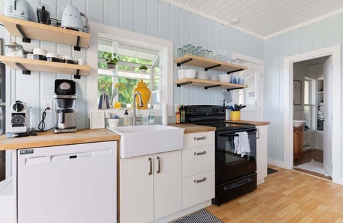 Lagoon Point House | Sunny Whidbey Beach House with view of Puget Sound