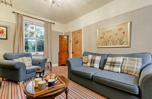 Hinderwell House | Sunnybank Thatch