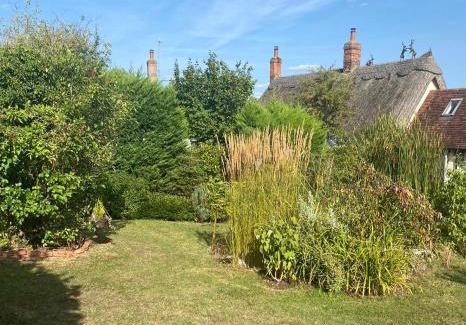 Howlett End Bed & Breakfast | Sunnyside Cottage