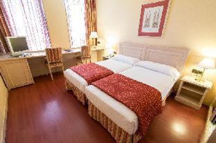 La Nova Esquerra de l'Eixample Hotel | Sunotel Aston