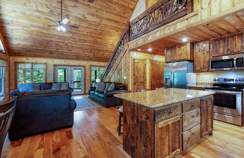 My Mountain Cabin | Sunrays Mountain Vista - Hot Tub, New Construction, Pet Friendly