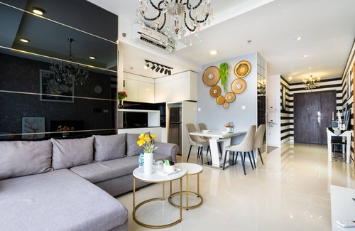 District 7 Apartment | Sunrise City Central By Dhome