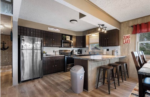 Gaylord Cottage | Sunrise Cottage - lakefront, 4bdrm, 4 kayaks, ski/snowmobile