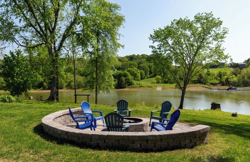 Dandridge Cabin | Sunrise Cove